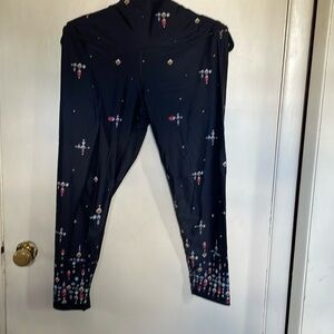 Victoria Sport leggings. XL. Like new. Black with colored pictures jewels. Nice